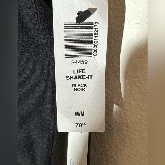 Aritzia TNALife Shake It Romper 5” NWT Size Medium - Picture 8 of 8